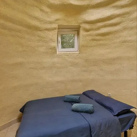 Arambha Ecovillage