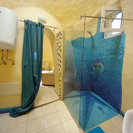 Arambha Ecovillage Camping Tabua (Madeira)
